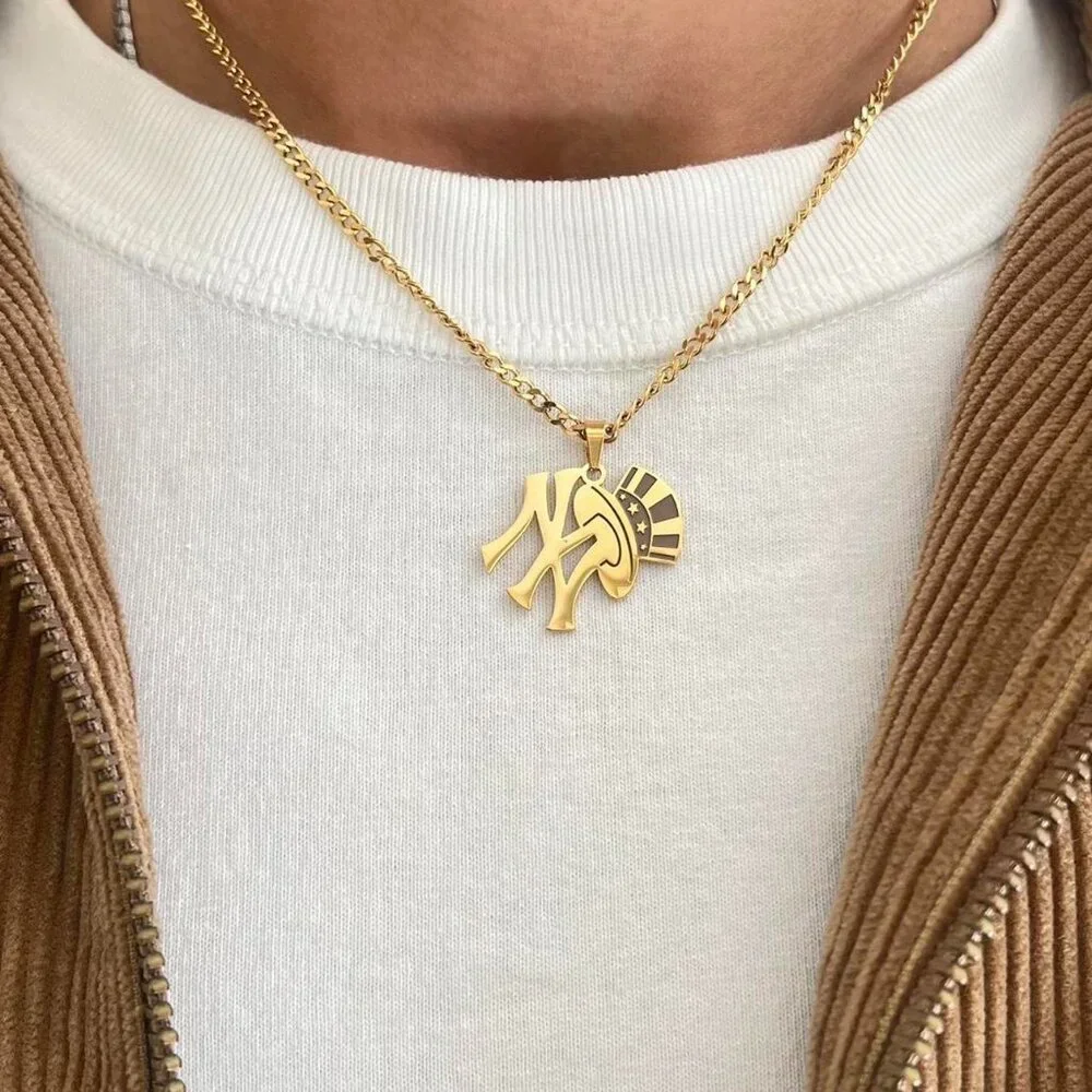 vintage style new york yankees gold necklace